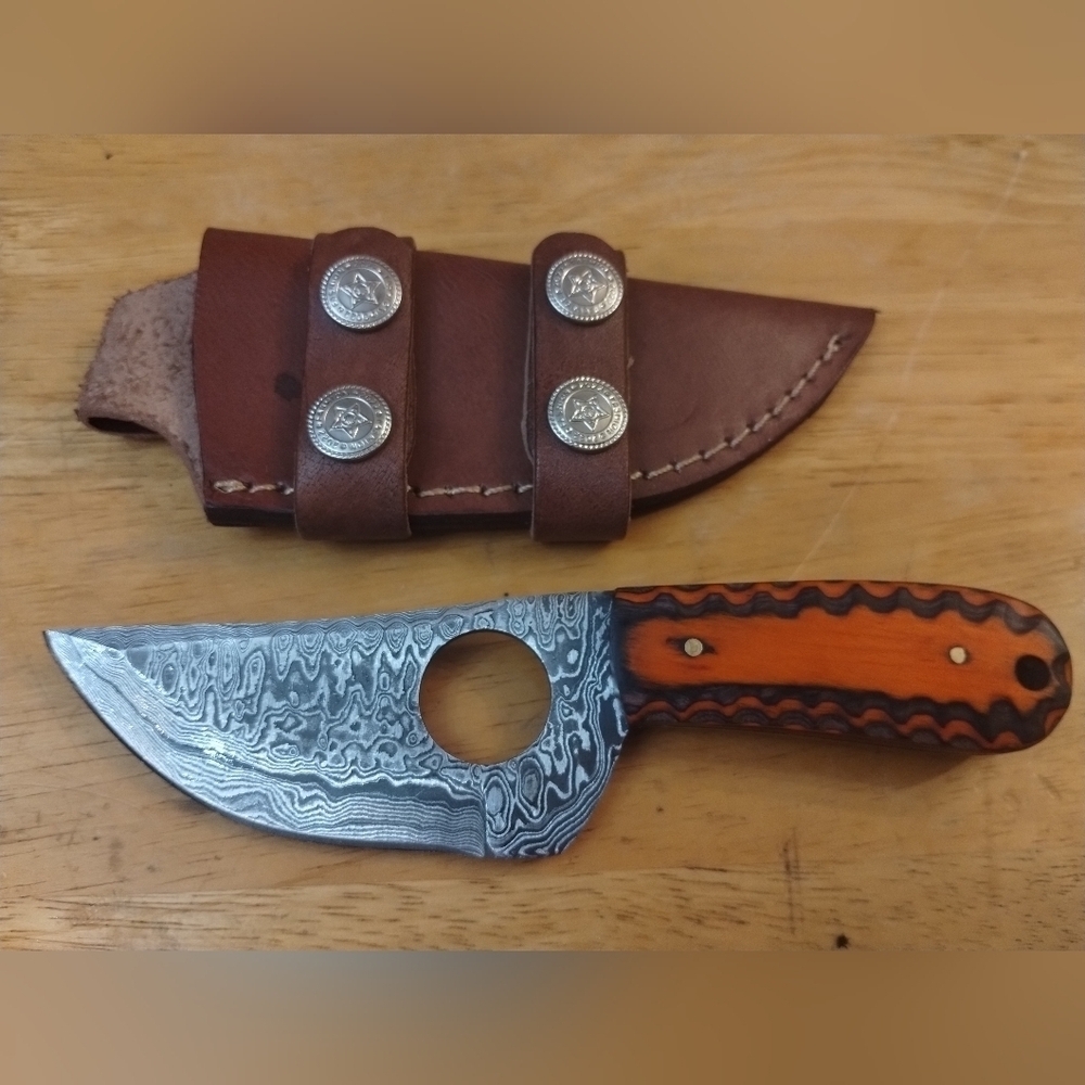New Damascus steel blade men's hunting knife with sheath orange handle